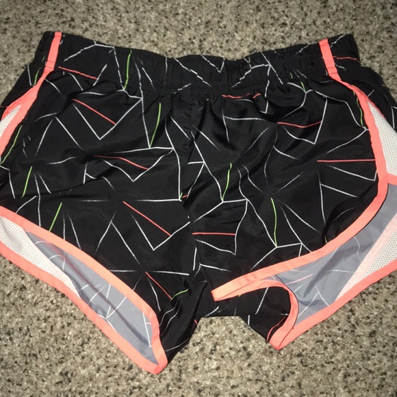 Volleyball shorts - Picture 1 of 2